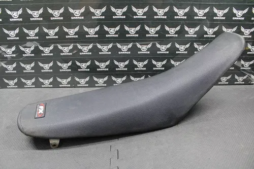 2000 HONDA CR125R CR250R SEAT SADDLE FOAM PAN BLACK GRIPPER COVER 77100-KZ4-J20