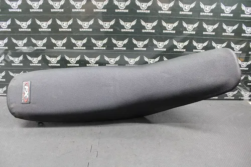 2000 HONDA CR125R CR250R SEAT SADDLE FOAM PAN BLACK GRIPPER COVER 77100-KZ4-J20