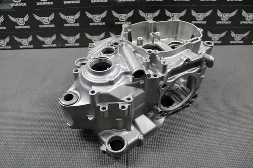 2020 YAMAHA 20-22 WR250F YZ250FX OEM LEFT RIGHT ENGINE CRANKCASE CRANK CASE NICE