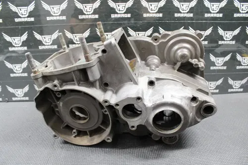 2004 KTM 03-16 250 04-07 300 OEM LEFT RIGHT ENGINE MOTOR CRANKCASE CRANK CASES