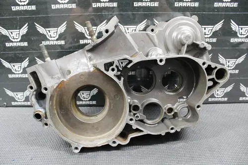 2004 KTM 03-16 250 04-07 300 OEM LEFT RIGHT ENGINE MOTOR CRANKCASE CRANK CASES