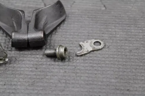 2004 HONDA CR125R OEM EXHAUST POWER VALVE POWERVALVE L R FLAP 14201-KSR-A00 NICE