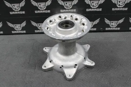 2000 97-00 SUZUKI RM125 RM250 OEM FRONT WHEEL HUB 54111-36E10