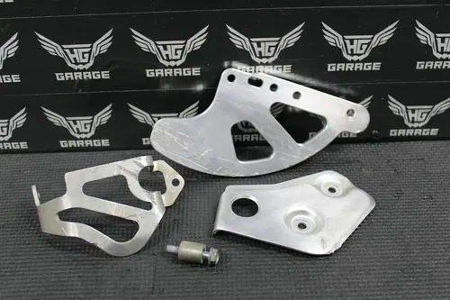 2002 HONDA 96-04 XR400R REAR BACK BRAKE MASTER CYLINDER, ROTOR & CALIPER GUARD