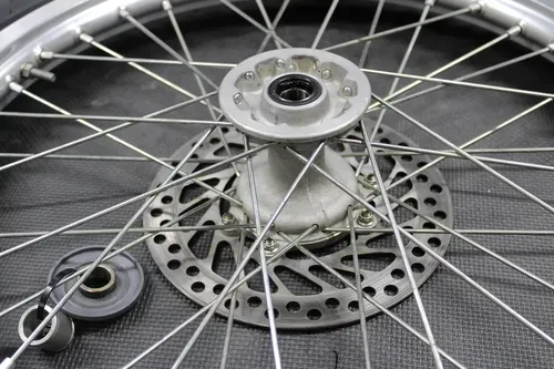 2002 02-07 HONDA CR125R OEM TAKASAGO FRONT WHEEL RIM HUB TIRE 44650-KZ4-820