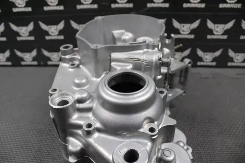 1998 94-98 YAMAHA YZ80 OEM LEFT RIGHT ENGINE MOTOR CRANKCASE CRANK CASE BLOCK