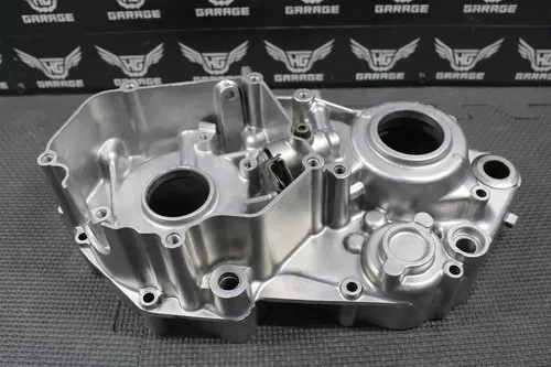 2002 02-10 YAMAHA YZ250 2STROKE OEM LEFT ENGINE MOTOR CRANKCASE CRANK CASE NICE!