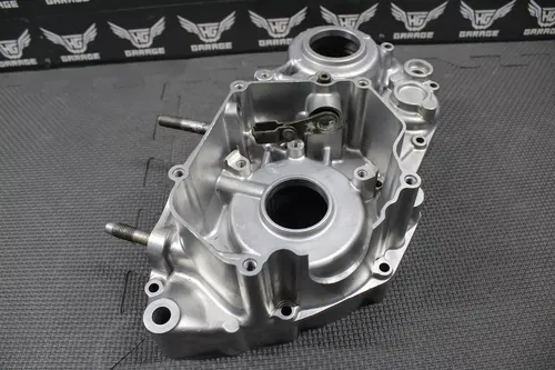 2002 02-10 YAMAHA YZ250 2STROKE OEM LEFT ENGINE MOTOR CRANKCASE CRANK CASE NICE!