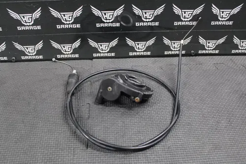 2001 SUZUKI RM125 OEM RIGHT TWIST THROTTLE HOUSING CABLE 57110-36E01 58300-37F01