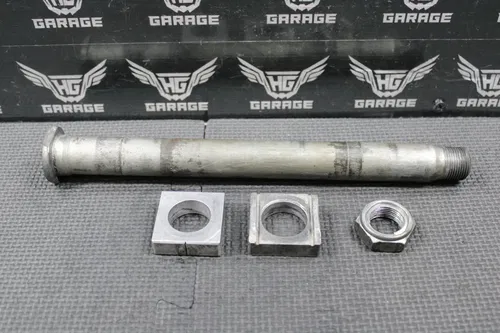 2002 HONDA CR250R OEM REAR AXLE BACK WHEEL RIM PIVOT BOLT BLOCKS 42301-KZ4-J40