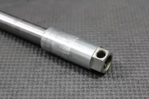 2002 HONDA XR200R 85-02 OEM FRONT WHEEL RIM AXLE PIVOT BOLT SHAFT 44301-KK0-770