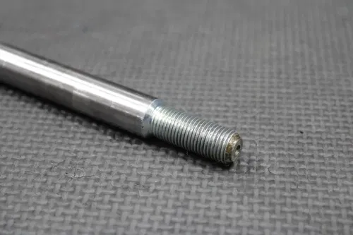 2002 HONDA XR200R 85-02 OEM FRONT WHEEL RIM AXLE PIVOT BOLT SHAFT 44301-KK0-770