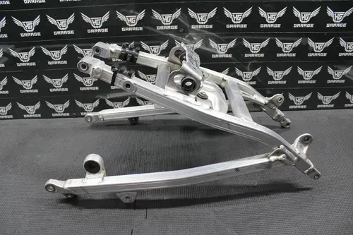 2011 10-13 YAMAHA YZ450F OEM REAR BACK SUB FRAME SUBFRAME RAIL 33D-21190-00-00