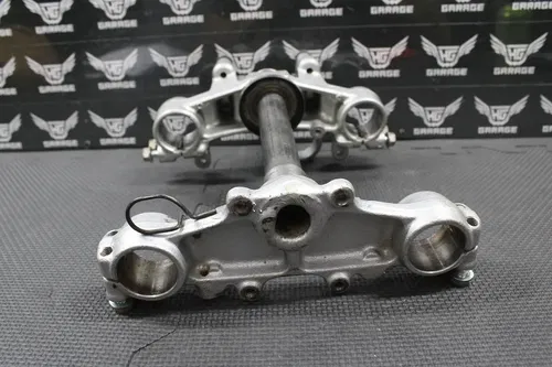 1999 99-04 YAMAHA TTR225 OEM FRONT FORKS LOWER UPPER TRIPLE TREE STEM BAR CLAMP
