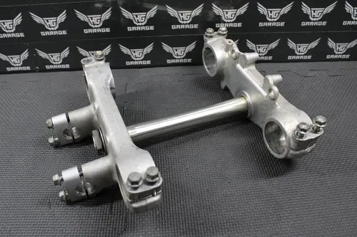 1996 96-04 HONDA XR400R OEM FRONT FORKS LOWER UPPER TRIPLE TREE STEM BAR CLAMP