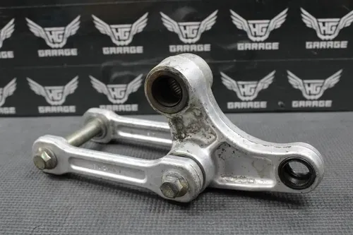 1998 98-99 SUZUKI RM125 RM250 OEM REAR SHOCK SWINGARM LINKAGE LINKS 62600-37820