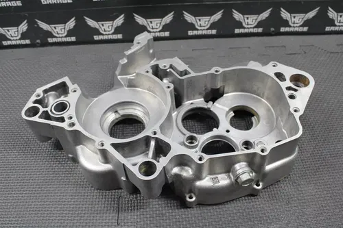 1999 KAWASAKI KX125 OEM RIGHT ENGINE MOTOR CRANKCASE CRANK CASE BLOCK 14001-1248