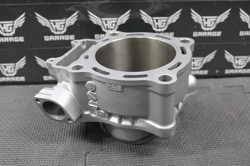 2002 2003 HONDA CRF450R OEM ENGINE CYLINDER BORE JUG TOP END 12100-MEB-670 MINT!