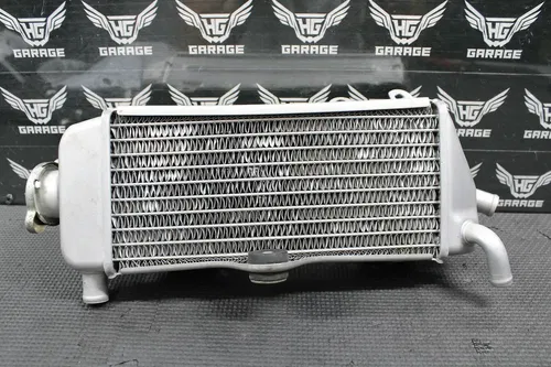 2003 02-04 YAMAHA YZ125 OEM RIGHT FILL SIDE RADIATOR RADIATORS HOSES CAP COOLER