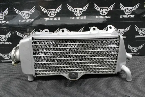 2003 02-04 YAMAHA YZ125 OEM RIGHT FILL SIDE RADIATOR RADIATORS HOSES CAP COOLER