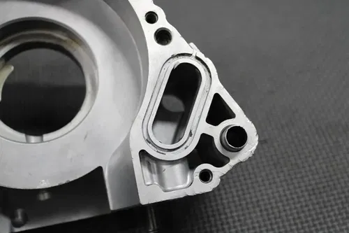 1999 99-01 YAMAHA YZ250 OEM RIGHT ENGINE CRANKCASE CRANK CASE 5CU-15121-01-00
