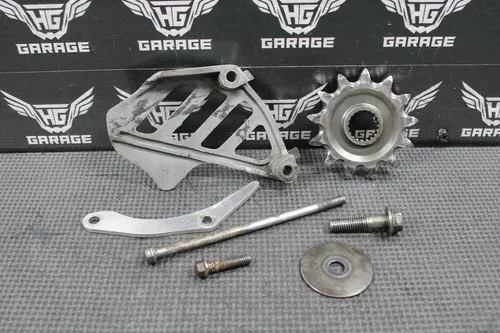 2000 98-07 HONDA CR125R OEM FRONT SPROCKET CASE SAVER COVER GUARD RENTHAL 13T