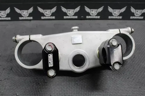 2001 HONDA CR125R CR250R OEM FORKS UPPER TRIPLE TREE PRO TAPER FAT BAR CLAMP