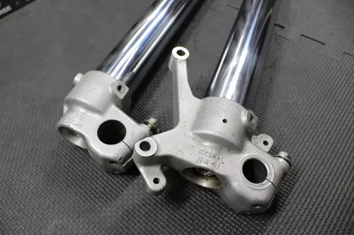 2001 HONDA CR250R OEM SHOWA RIGHT LEFT FRONT SUSPENSION FORKS SHOCKS DAMPERS