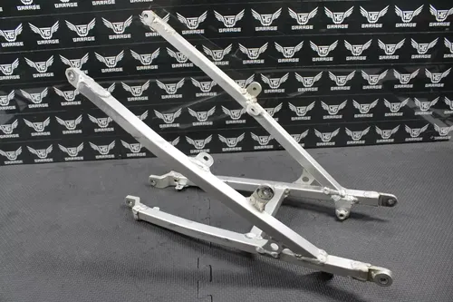 2001 SUZUKI RM125 RM250 OEM REAR BACK SUB FRAME SUBFRAME SEAT RAIL 41200-37F00