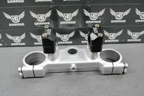 1999 HONDA CR125R 97-98 CR250R OEM FORKS UPPER TRIPLE TREE TURNER FAT BAR CLAMP