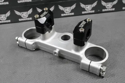 1999 HONDA CR125R 97-98 CR250R OEM FORKS UPPER TRIPLE TREE TURNER FAT BAR CLAMP