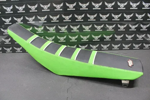 2013 KAWASAKI 13-14 KX250F KX450F OEM SEAT SADDLE GRIPPER COVER 53066-0357-336