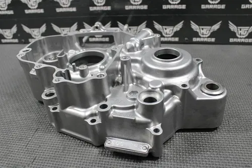 07-09 HONDA CRF150R CRF150RB OEM LEFT RIGHT ENGINE CRANKCASE CRANK CASE MINT!