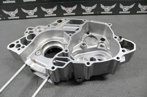 07-09 HONDA CRF150R CRF150RB OEM LEFT RIGHT ENGINE CRANKCASE CRANK CASE MINT!