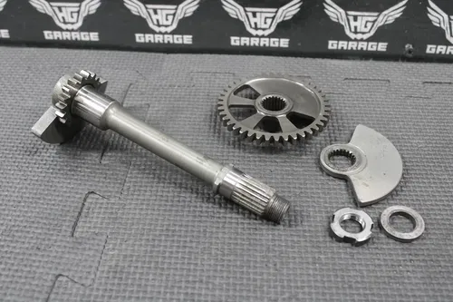 2004 HONDA CRF450R OEM ENGINE CRANKSHAFT BALANCER COUNTER BALANCE GEAR SHAFT