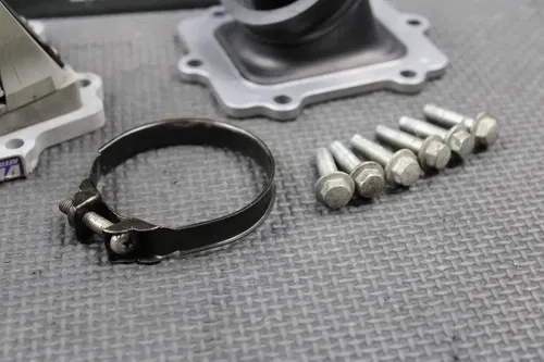 2002 HONDA CR250R OEM INTAKE BOOT W VFORCE CARBON REED BLOCK REEDS 16221-KZ3-L20