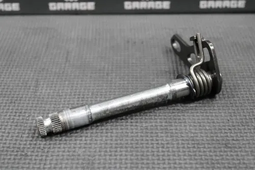 1999 87-07 HONDA CR125R OEM GEARSHIFT SHIFTER SHIFT SHAFT SPINDLE 24610-KS6-700