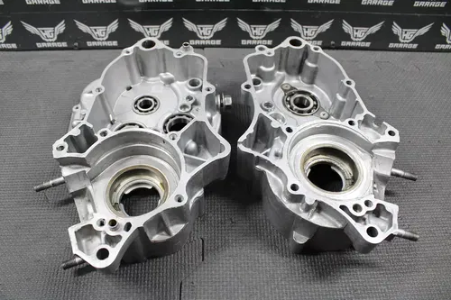2001 KAWASAKI 01-05 KX100 KX85 OEM LEFT RIGHT ENGINE MOTOR CRANKCASE CRANK CASES