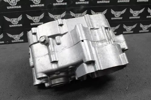 2001 KAWASAKI 01-05 KX100 KX85 OEM LEFT RIGHT ENGINE MOTOR CRANKCASE CRANK CASES