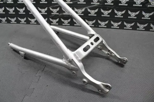 2006 06-09 HONDA CRF250R OEM REAR BACK SUB FRAME SUBFRAME 50200-KRN-850 GOOD!