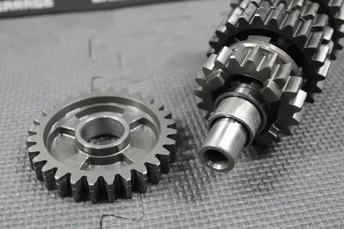 1995 89-01 HONDA CR500R OEM COUNTERSHAFT TRANSMISSION TRANNY TRANS GEARS GEARBOX