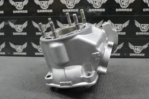 2002 HONDA CR250R OEM ENGINE MOTOR CYLINDER BORE JUG TOP END 12010-KZ3-L20 GOOD!