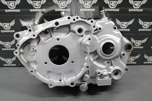 1996 96-04 HONDA XR400R OEM LEFT ENGINE MOTOR CRANKCASE CRANK CASE BLOCK NICE!