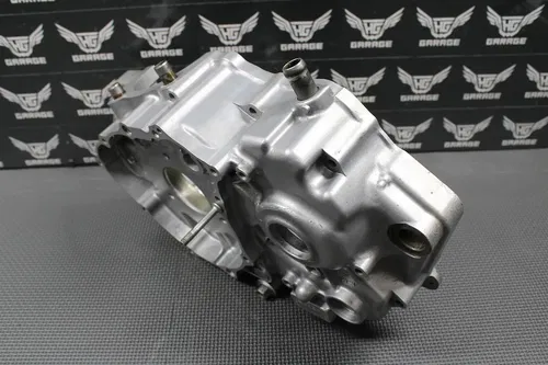 1996 96-04 HONDA XR400R OEM LEFT ENGINE MOTOR CRANKCASE CRANK CASE BLOCK NICE!