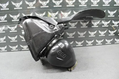 2005 SUZUKI RM85 OEM AIRBOX AIR CLEANER FILTER BOX INTAKE BOOT CAGE 13700-03B01