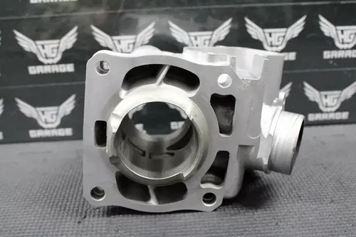 2005 YAMAHA 05-21 YZ125 OEM ENGINE CYLINDER BORE JUG TOP END 54MM 1C3-11311-21-0