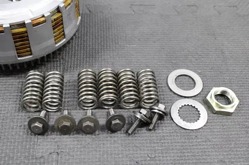 KAWASAKI KDX250SR KDX250 SR OEM CLUTCH BASKET W PLATES HUB HOUSING 13095-1255
