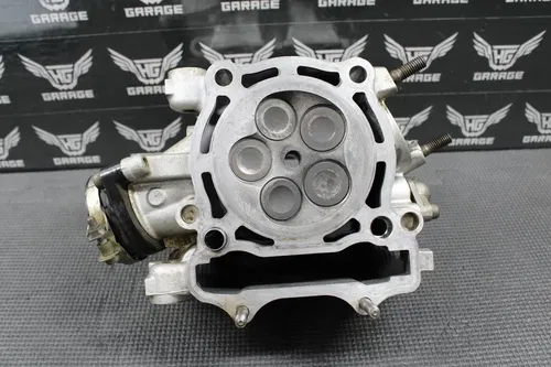 2010 10-13 YAMAHA YZ250F OEM ENGINE CYLINDER HEAD VALVES TOP END 17D-11102-11-00