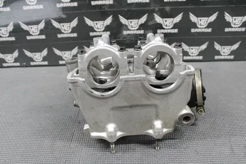 2010 10-13 YAMAHA YZ250F OEM ENGINE CYLINDER HEAD VALVES TOP END 17D-11102-11-00