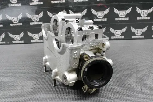 2010 10-13 YAMAHA YZ250F OEM ENGINE CYLINDER HEAD VALVES TOP END 17D-11102-11-00